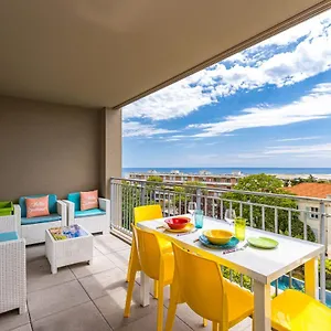 Au Soleil De Apartment