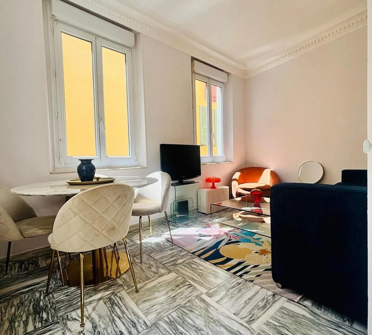 Centre Ville-Vieille Ville-Promenade Des Anglais Nice 0*,  France